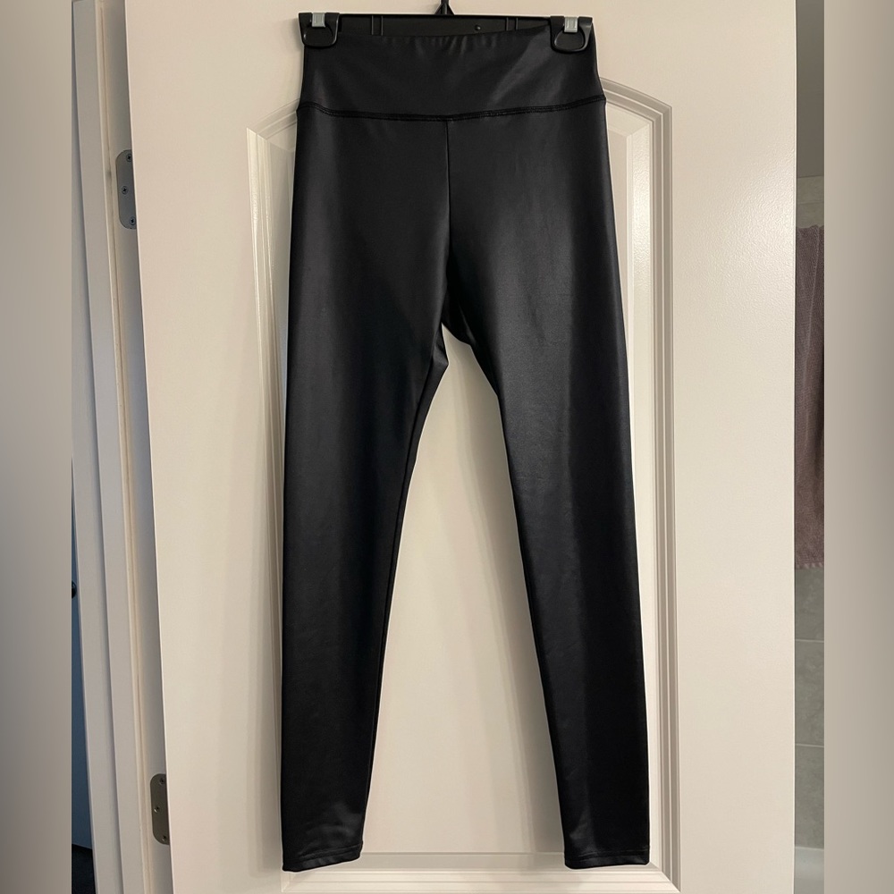 EUC faux leather black leggings